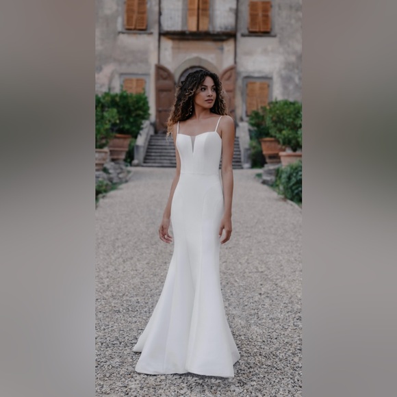 Abella by Allure E308 -Laila Wedding Dress -BRAND NEW NEVER WORN NEVER ALTERED - Picture 4 of 8